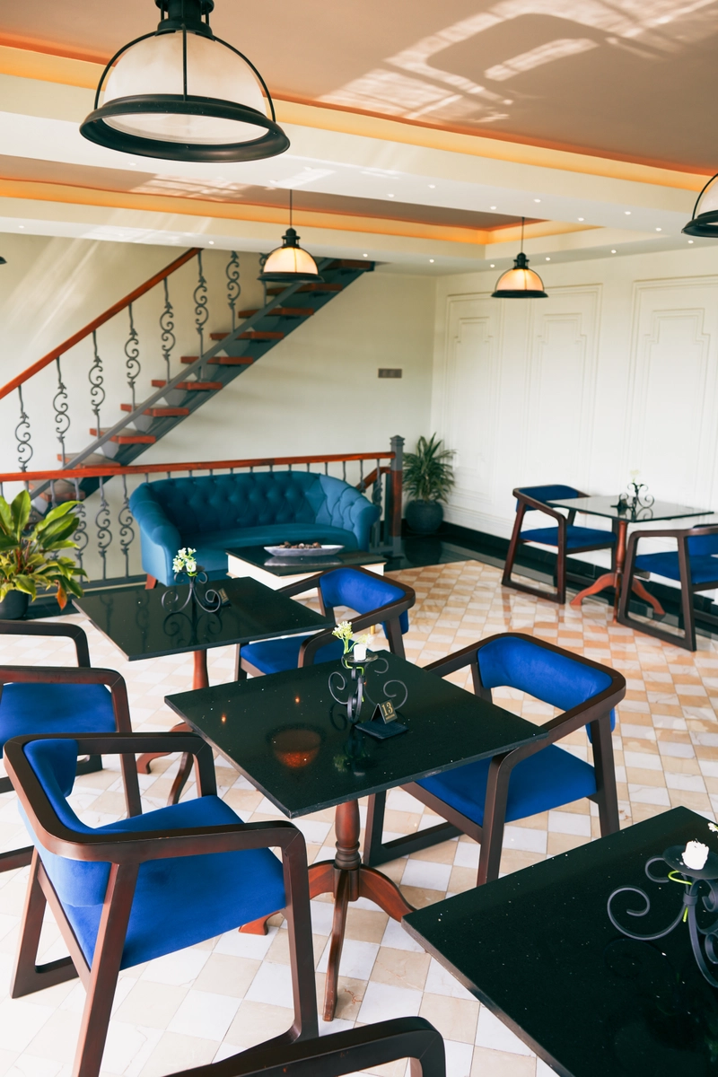 The dining area at Royal Lake