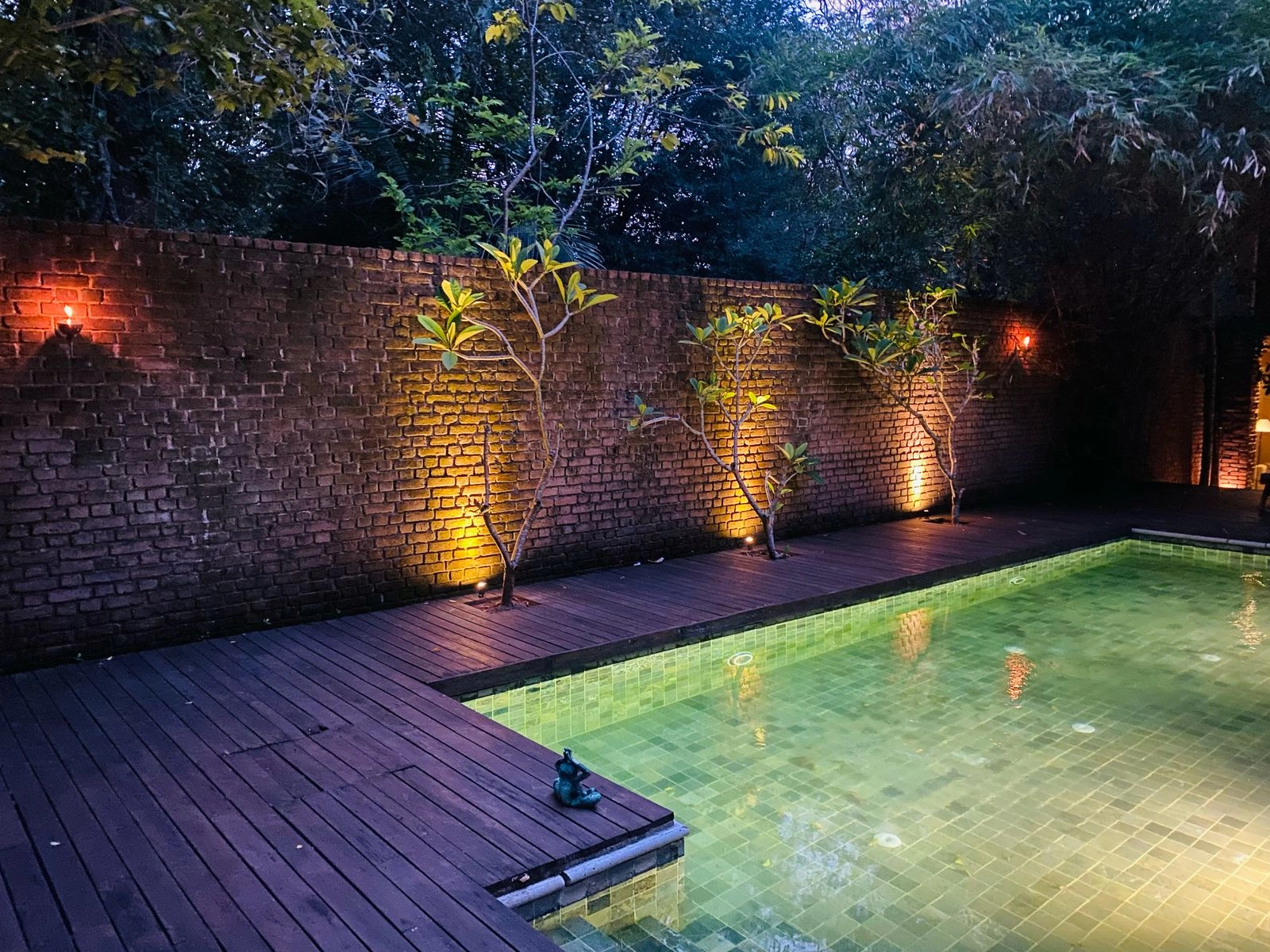 The outdoor swimming pool at Varanya